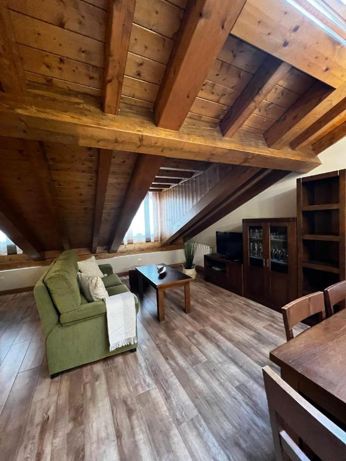 Apartamentos Los Molinos Llanes Bagian luar foto
